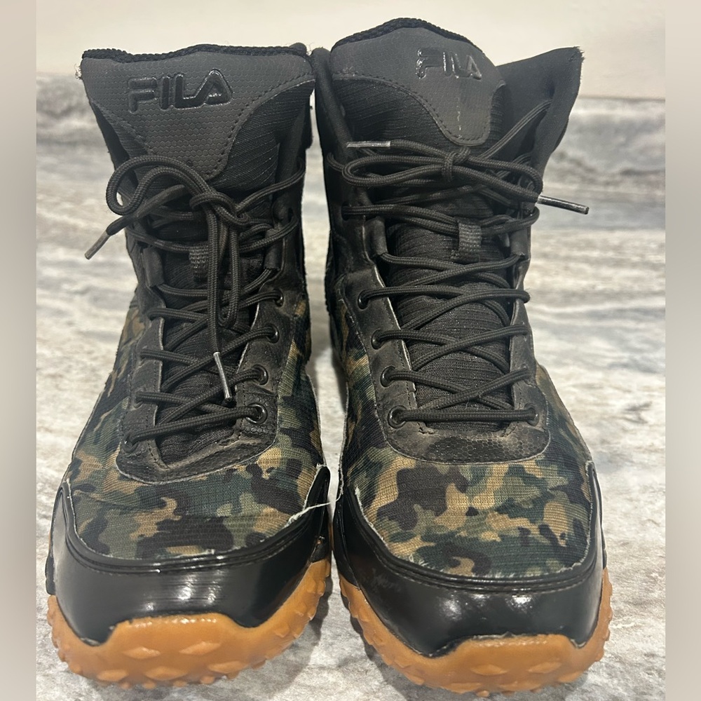 FILA Black High-Top Athletic Sneakers like New!